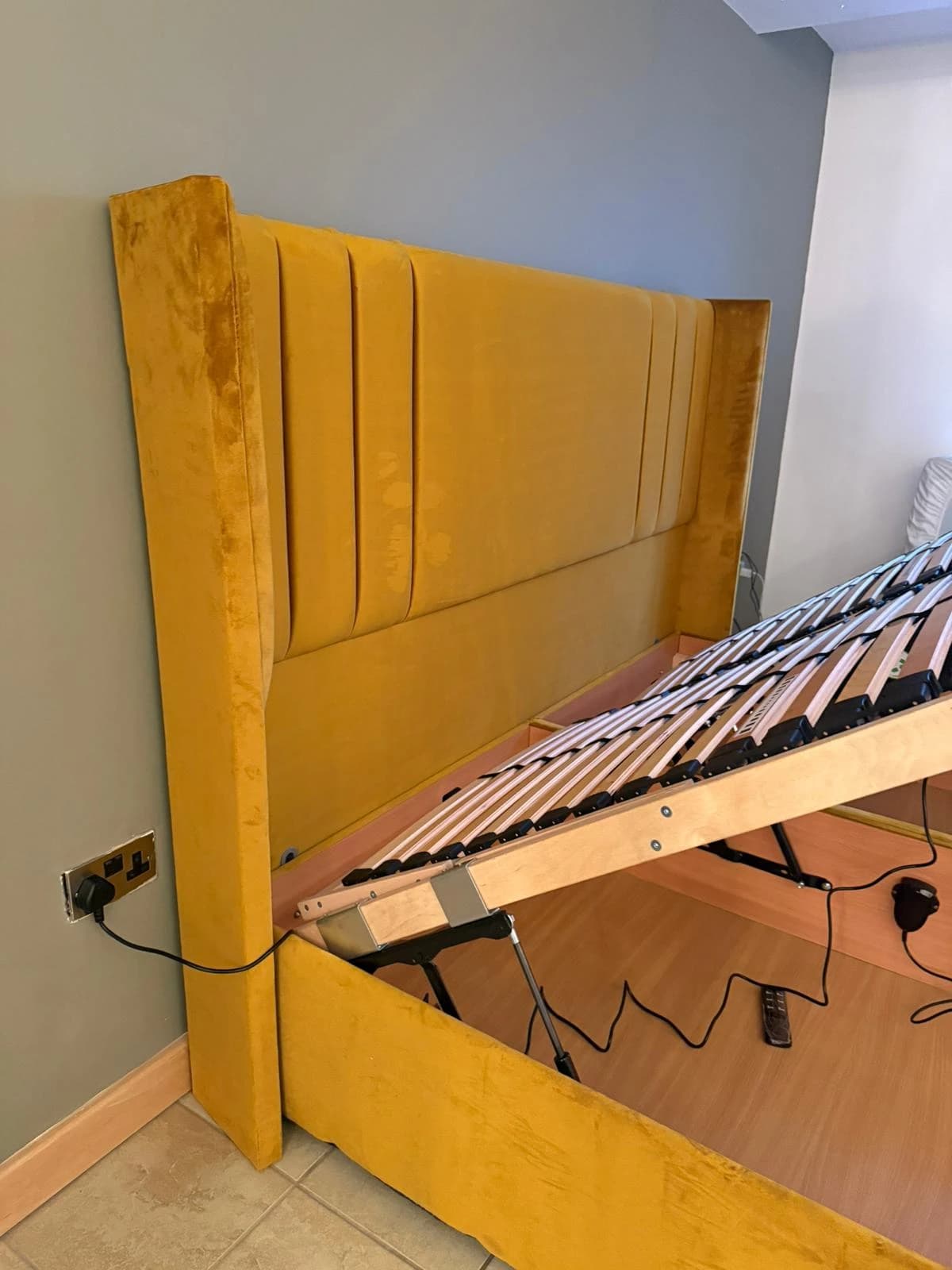 Stylish Headboard Design